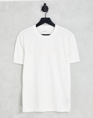 Guess active T-shirt in white with chest logo