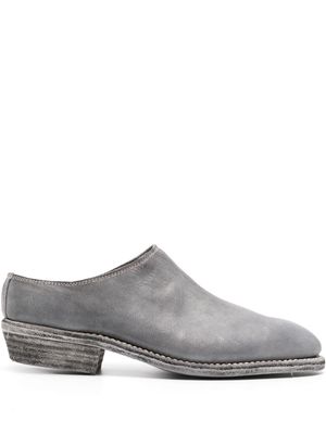 Guidi grained leather mules - Grey