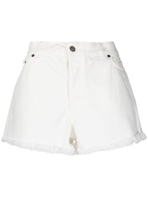 Haikure frayed-edge hem shorts - White
