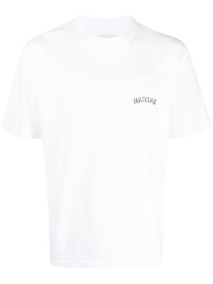 Haikure logo-detail cotton T-shirt - White