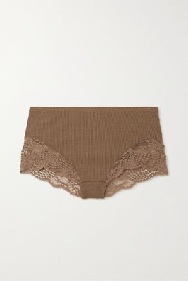 Hanro - Nora Lace-trimmed Ribbed Wool And Silk-blend Jersey Briefs - Brown