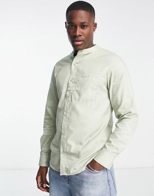 Harry Brown linen overshirt in sage green