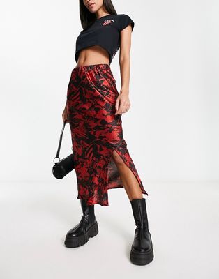Heartbreak high waisted midi skirt with side split in red abstract