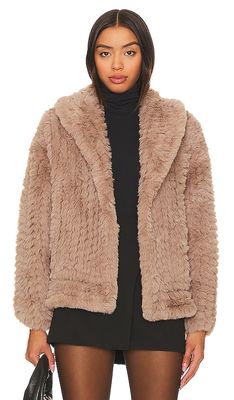 HEARTLOOM Sally Faux Fur Jacket in Taupe