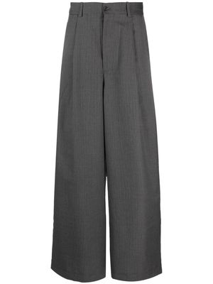 Hed Mayner elongated pinstripe tailored trousers - Grey