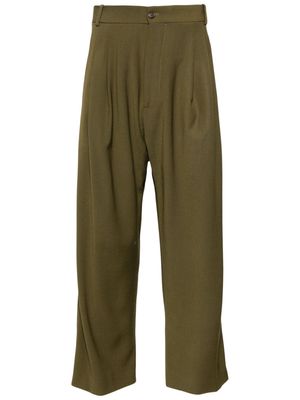 Hed Mayner pleated cropped trousers - Green