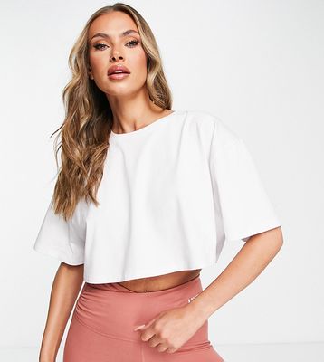 HIIT oversized crop top in white