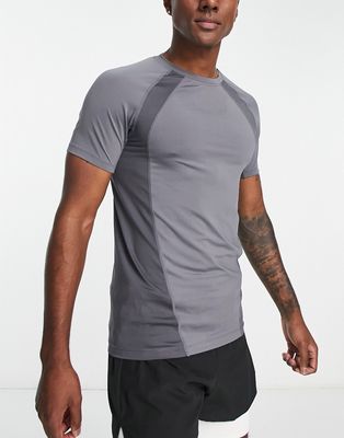 HIIT t-shirt with mesh side panels-Gray