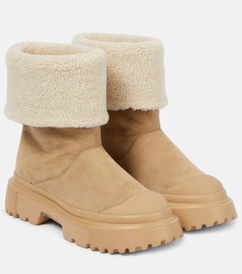 Hogan H619 faux shearling-trimmed suede ankle boots