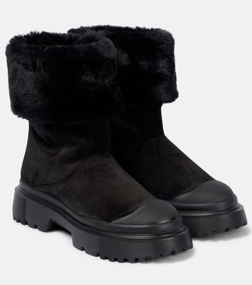 Hogan H619 suede ankle boots