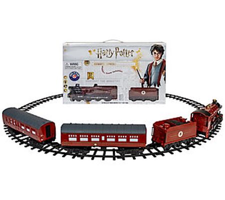 Hogwarts Battery Operated 37-Piece Train Set wi th Remote