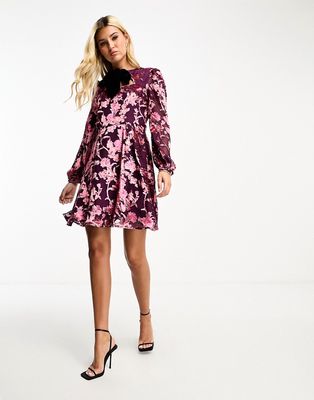 Hope & Ivy mini dress with tie neck in pink devore