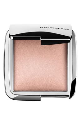 HOURGLASS Ambient Strobe Lighting Powder in Iridescent Light