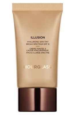HOURGLASS Illusion® Hyaluronic Skin Tint Foundation in Warm Ivory