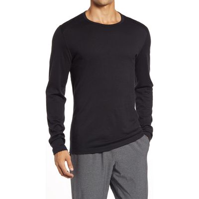 Icebreaker Oasis Long Sleeve Wool Base Layer T-Shirt in Black 