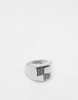 Icon shield signet pinky ring in silver
