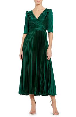 Ieena for Mac Duggal Pleated Puff Shoulder Satin Cocktail Dress in Emerald