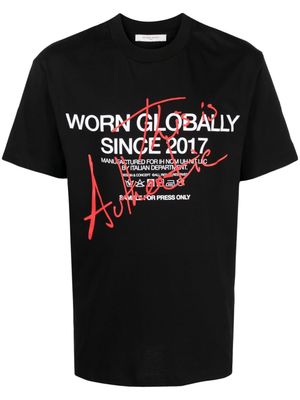 Ih Nom Uh Nit Worn Globally graphic-print T-shirt - Black