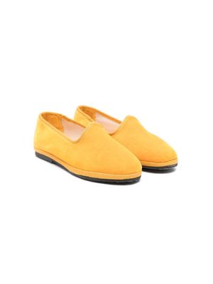 Il Gufo almond-toe suede slippers - Yellow