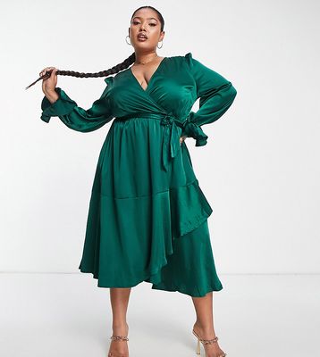 In The Style Plus Exclusive satin wrap detail midi dress in emerald green