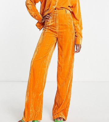 In The Style Tall exclusive velvet wide leg pants in ochre - part of a set-Yellow