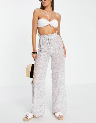 In The Style x Billie Faiers beach high waist pants in white zebra print - part of a set-Multi