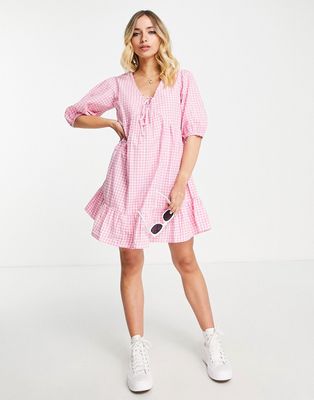 Influence short sleeve front tie mini dress in pink gingham