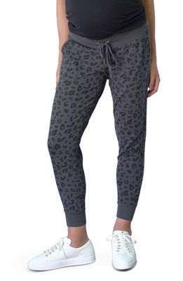 Ingrid & Isabel Print Maternity Joggers in Leopard