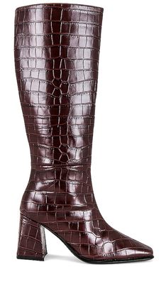 INTENTIONALLY BLANK Tgif Boot in Wine