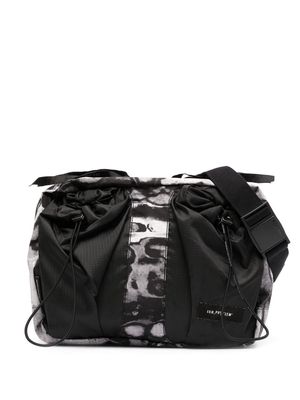 ISO.POETISM abstract-print panelled shoulder bag - Grey