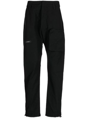ISO.POETISM zip-pocket cotton trousers - Black