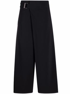 Issey Miyake belted wide-leg trousers - Black