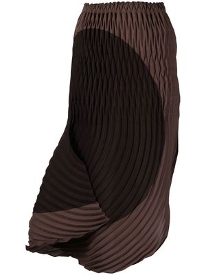 Issey Miyake Fronds colour-block midi skirt - Brown