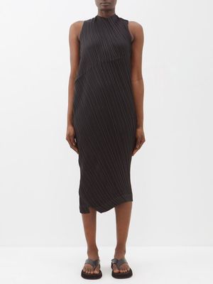 Issey Miyake - Intangible Pleats Asymmetric Midi Dress - Womens - Black