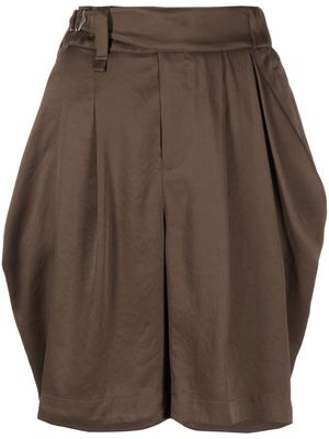 Issey Miyake pleat-detail shorts - Brown