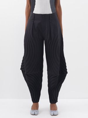 Issey Miyake - Resonant Technical-pleated Suit Trousers - Womens - Black