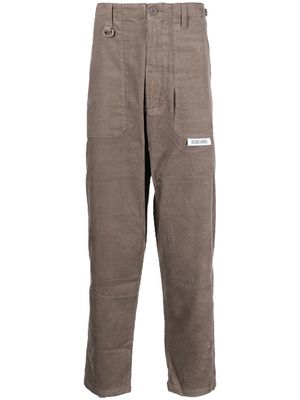 izzue carabine-attachment corduroy trousers - Brown