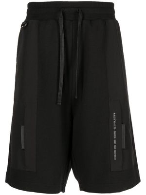 izzue drawstring-waist multi-pocket Bermuda shorts - Black