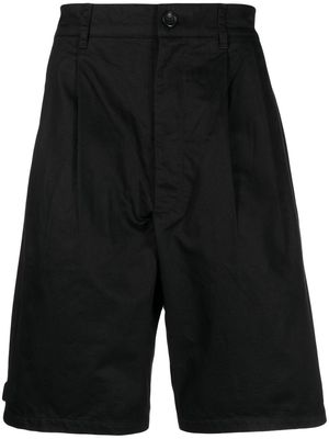 izzue knee-length shorts - Black