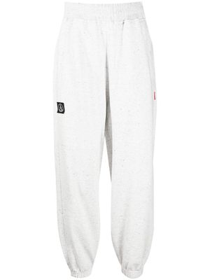 izzue Label logo-patch cotton blend track pants - Grey