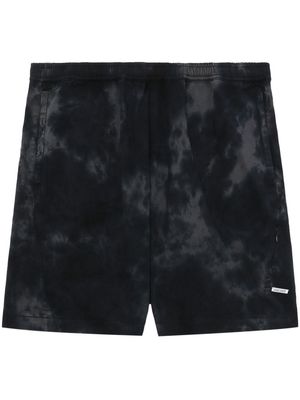 izzue logo-appliqué tie-dye shorts - Black