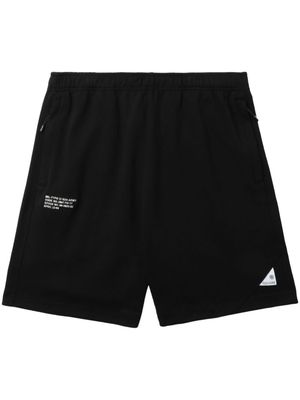 izzue logo-appliqué track shorts - Black