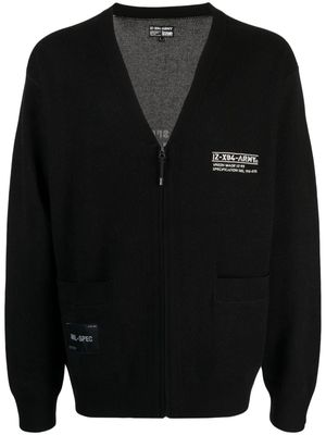 izzue logo-embroidered V-neck bomber jacket - Black