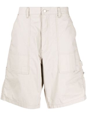 izzue logo-patch cargo shorts - Neutrals