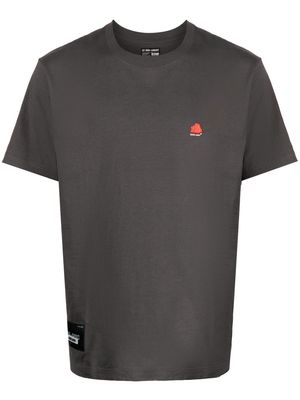 izzue logo-patch cotton T-shirt - Grey