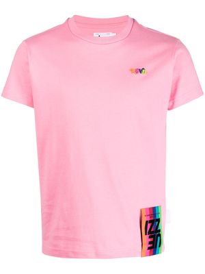 izzue logo-patch cotton T-shirt - Pink