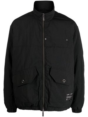 izzue logo-patch crinkled bomber jacket - Black
