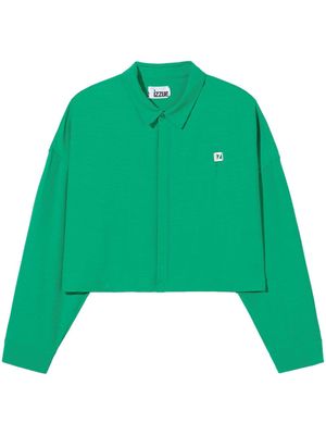 izzue logo-plaque cropped shirt - Green