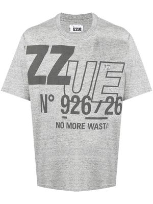 izzue logo-print detail T-shirt - Grey