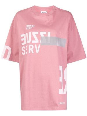 izzue logo-print short-sleeved T-shirt - Pink
